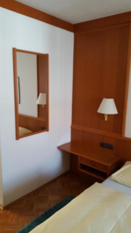 Hotel Zum Weissen Roessl Kallmünz Exteriér fotografie